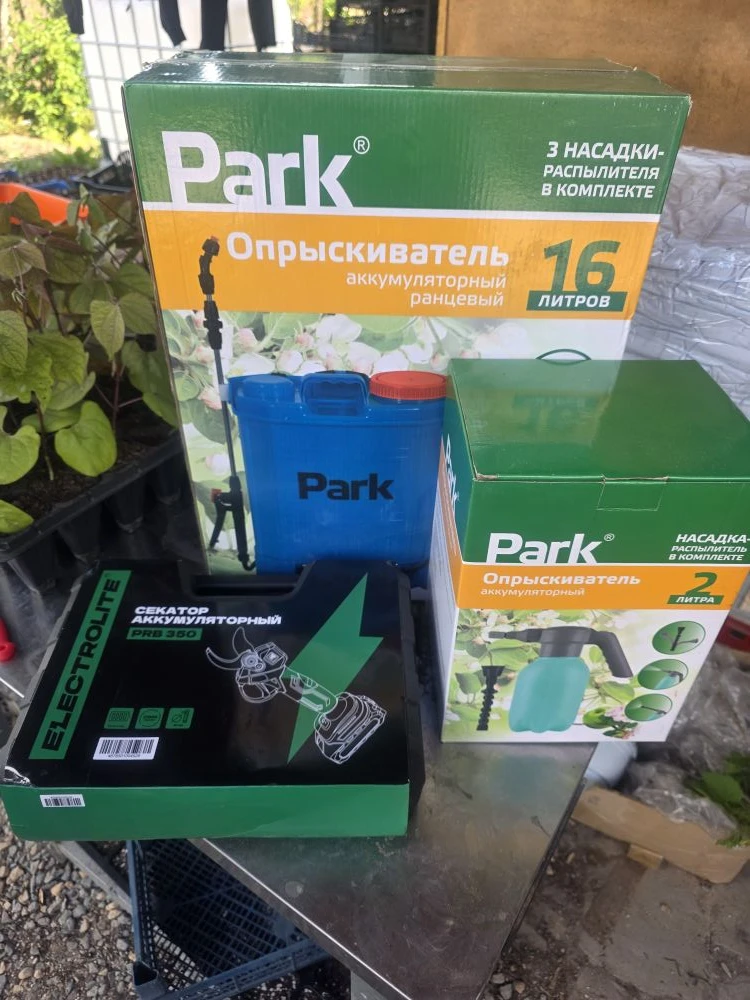 Распаковываем новых помощников, по одному экземпляру оказалось очень мало. Решили попол...