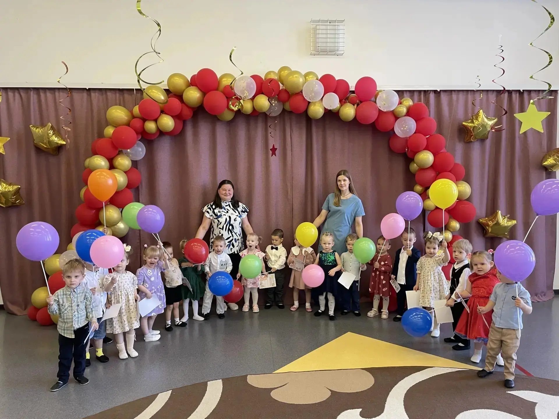 🌸 Выпускной в первой младшей группе "Мы стали совсем большими!" 🤗
👶Прощание с первой младшей груп