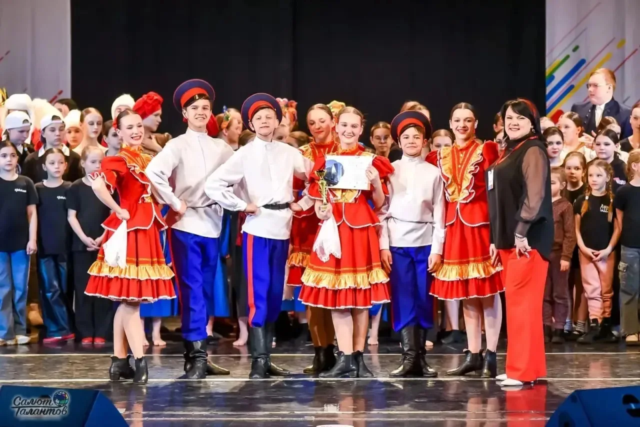 #Ими_гордится_школа56 
ученик #МОУСШ56 Подрезов Марк в составе образцового хореографического ансамбл