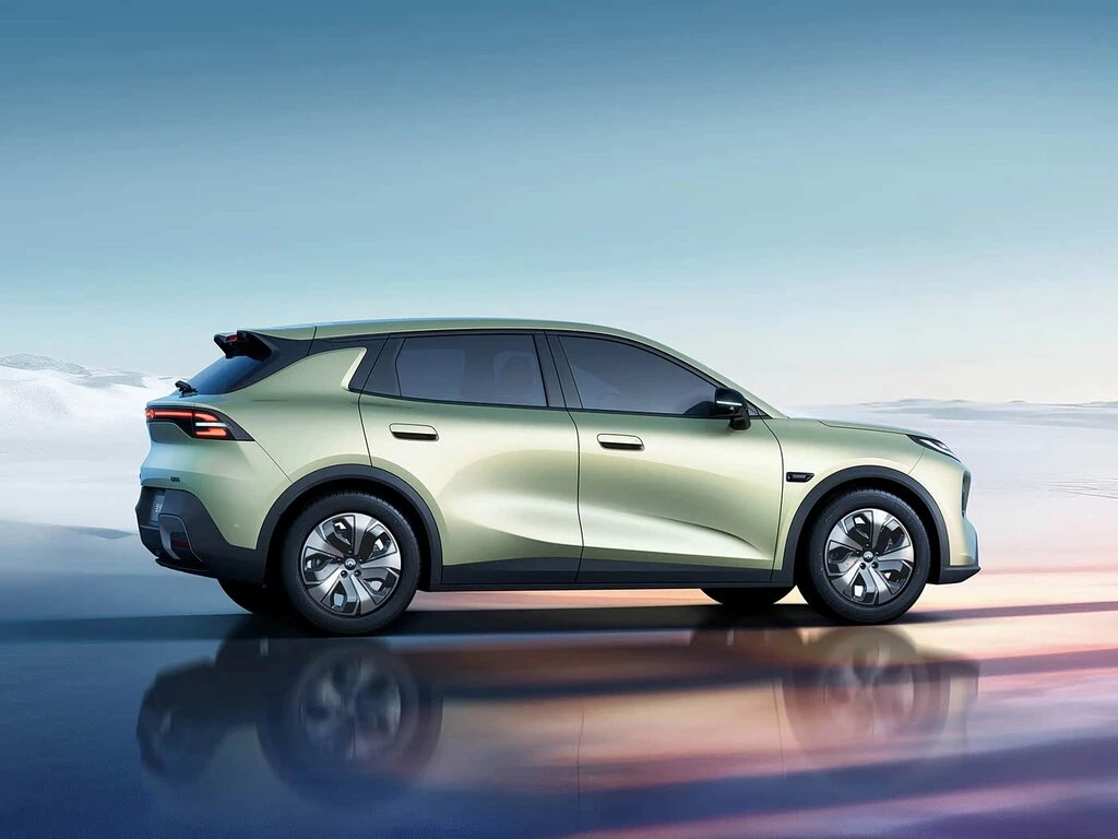 🚗 Новый Changan Qiyuan Nevo Q05 — уже в пути! 🔥
Друзья, поделимся радостью: приобрели Changan Qiyu