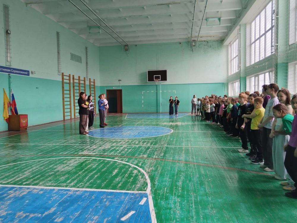 🚀 Первый день в лагере «Звёздный путь» прошёл на ура! 

☀️ Утро началось с бодрой зарядки и торжест