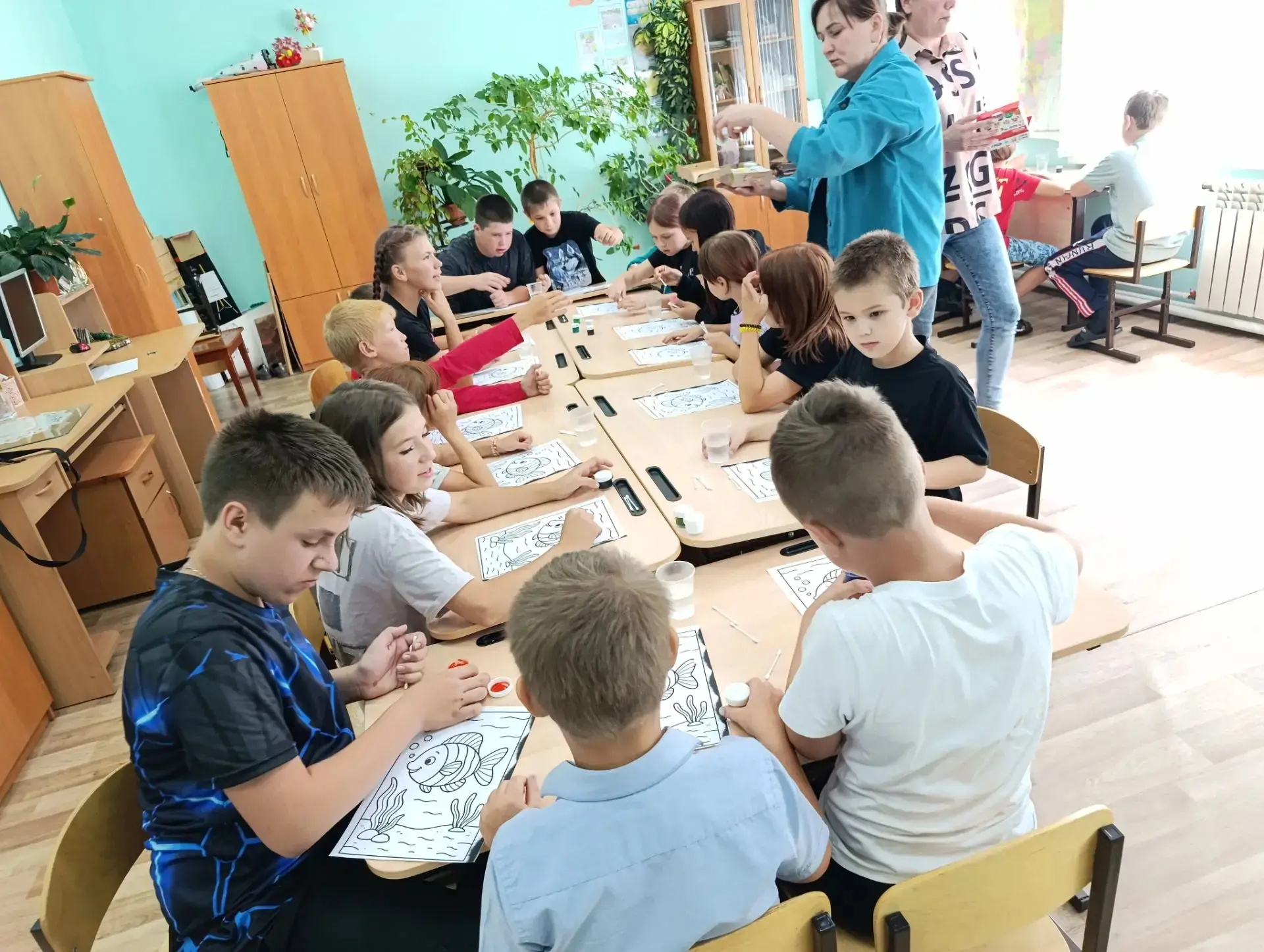 Летний пришкольный лагерь "Веселая страна" немного наших летних  моментов 🌞