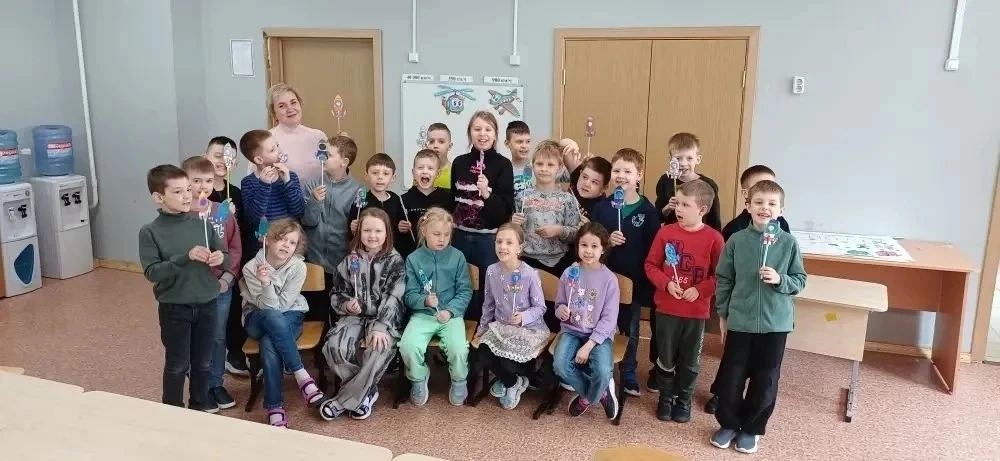 КАНИКУЛЫ С ПОЛЬЗОЙ

🏅 Летние смены в школе идут полным ходом! Сегодняшний день мы посвятим нашим «К
