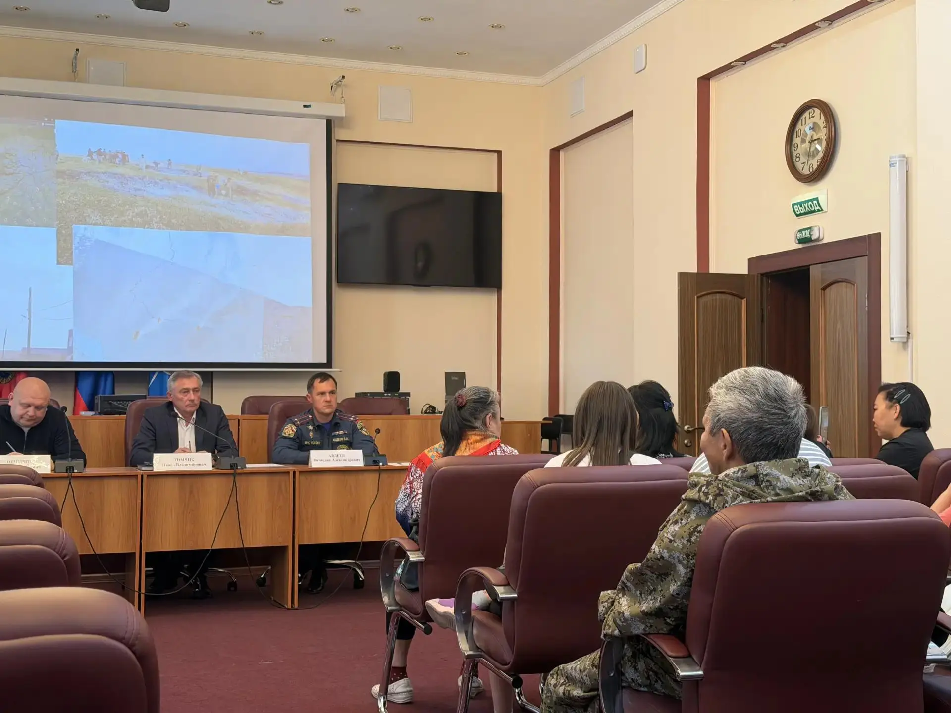 Обстановка в районе поселка Носок остается на контроле