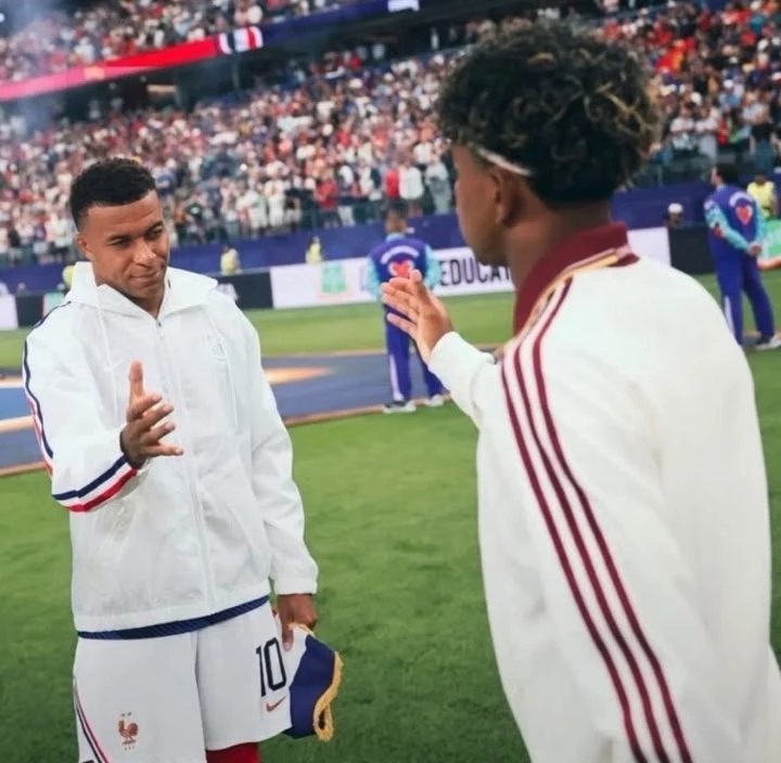 Ламин Ямаль: «Я думаю, это очень ясно для тех, кто смотрит футбольные матчи, что я и Ки...