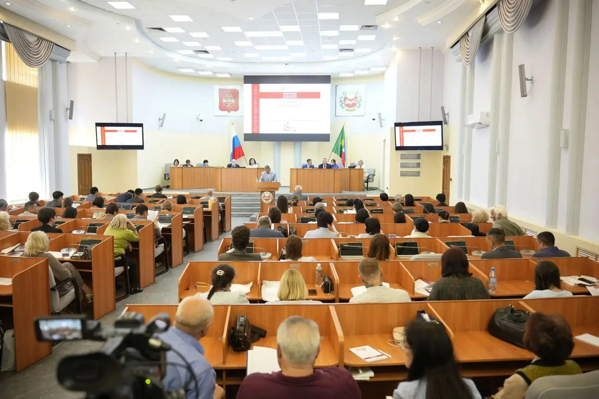 В Хакасии проходит международная научная конференция