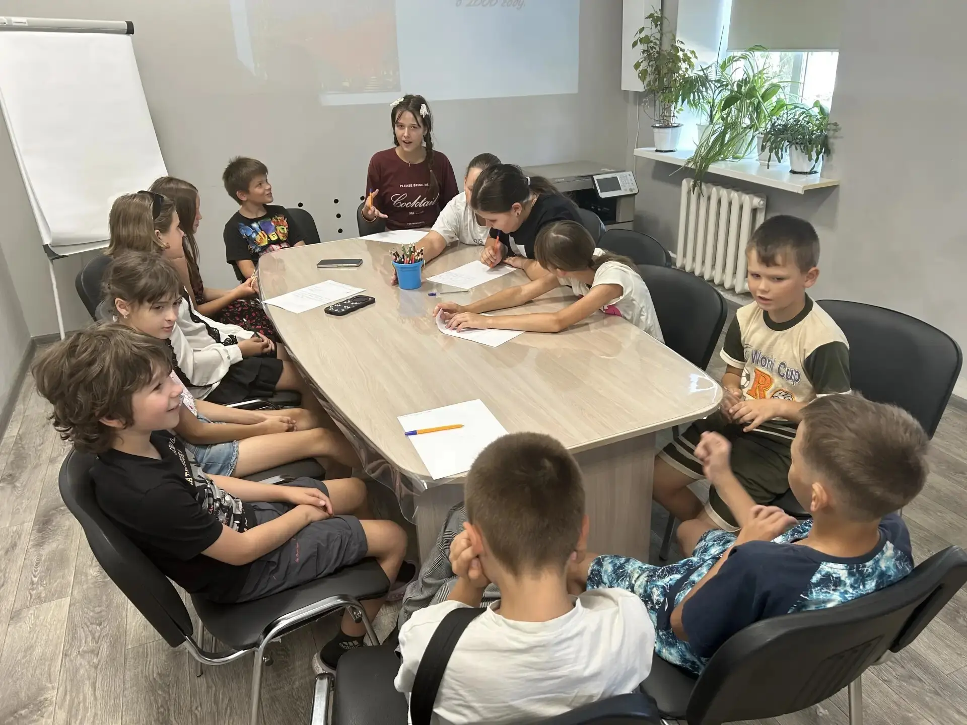 🇷🇺С подопечными Красноармейского центра «Семья» проведено увлекательное занятие «Симв...