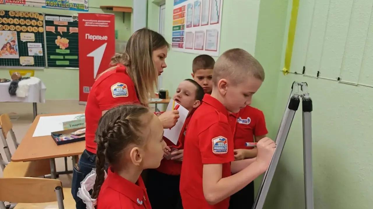 💰 Финансовая грамотность: от истории к практике!  В нашей школе в 3 «З» классе прошло увлекательное 