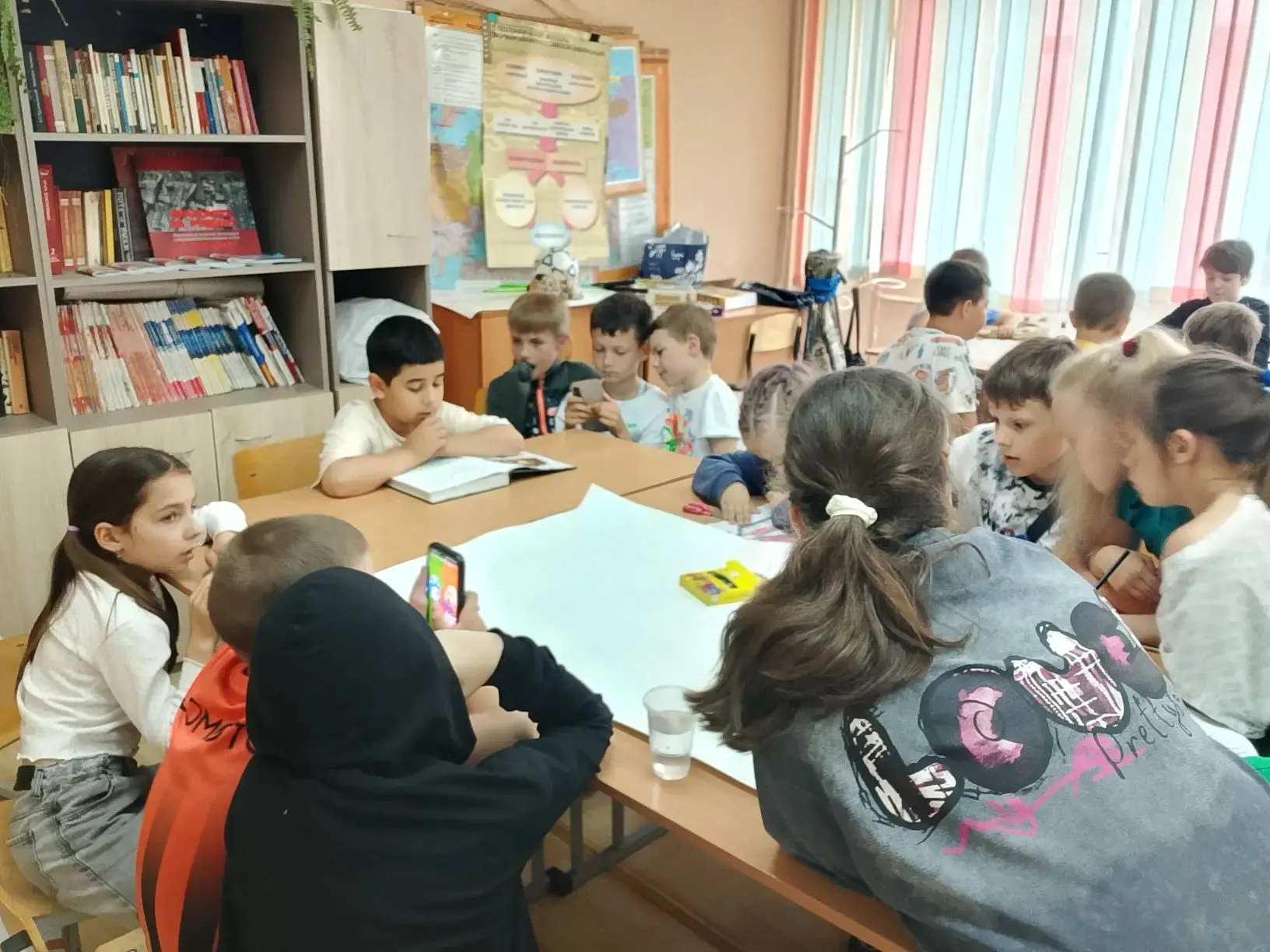 🔥 У нас всё по‑взрослому: знания закрепили, плакат нарисовали!
Провели крутую викторину про безопас