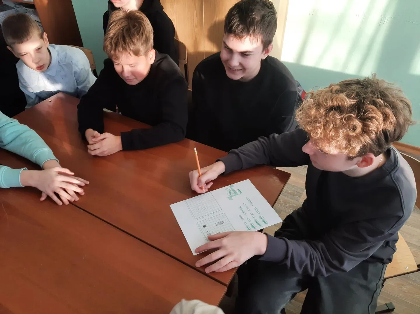 В нашей школе прошел «Лингвистический шторм» в честь Дня родного языка! 🌍📚  21 февраля во всем мире 