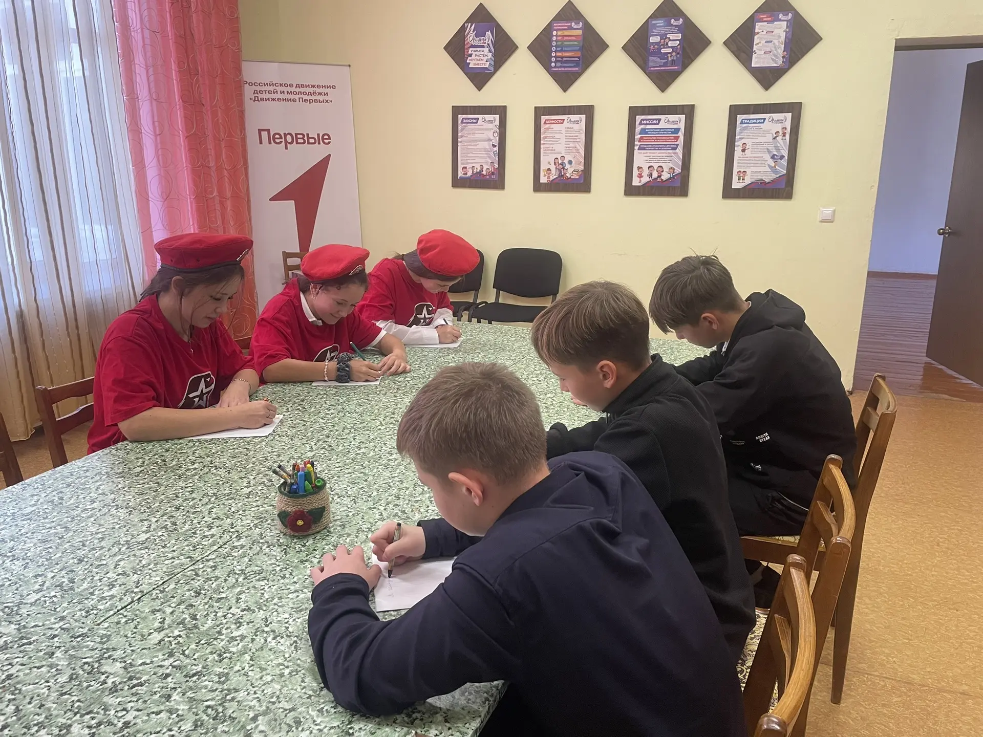 В нашей школе прошли выборы в Совет Первых!