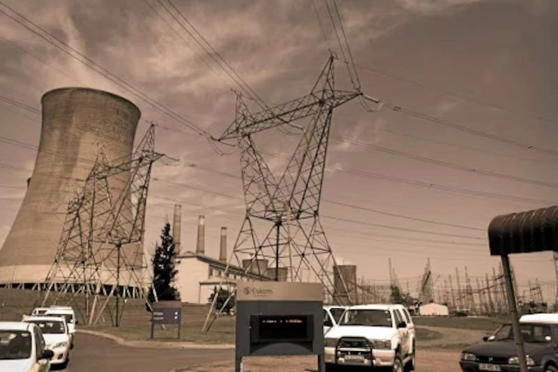 Eskom в ЮАР хочет превратить площадки угольных ТЭС, которые выведут из эксплуатации к 2...