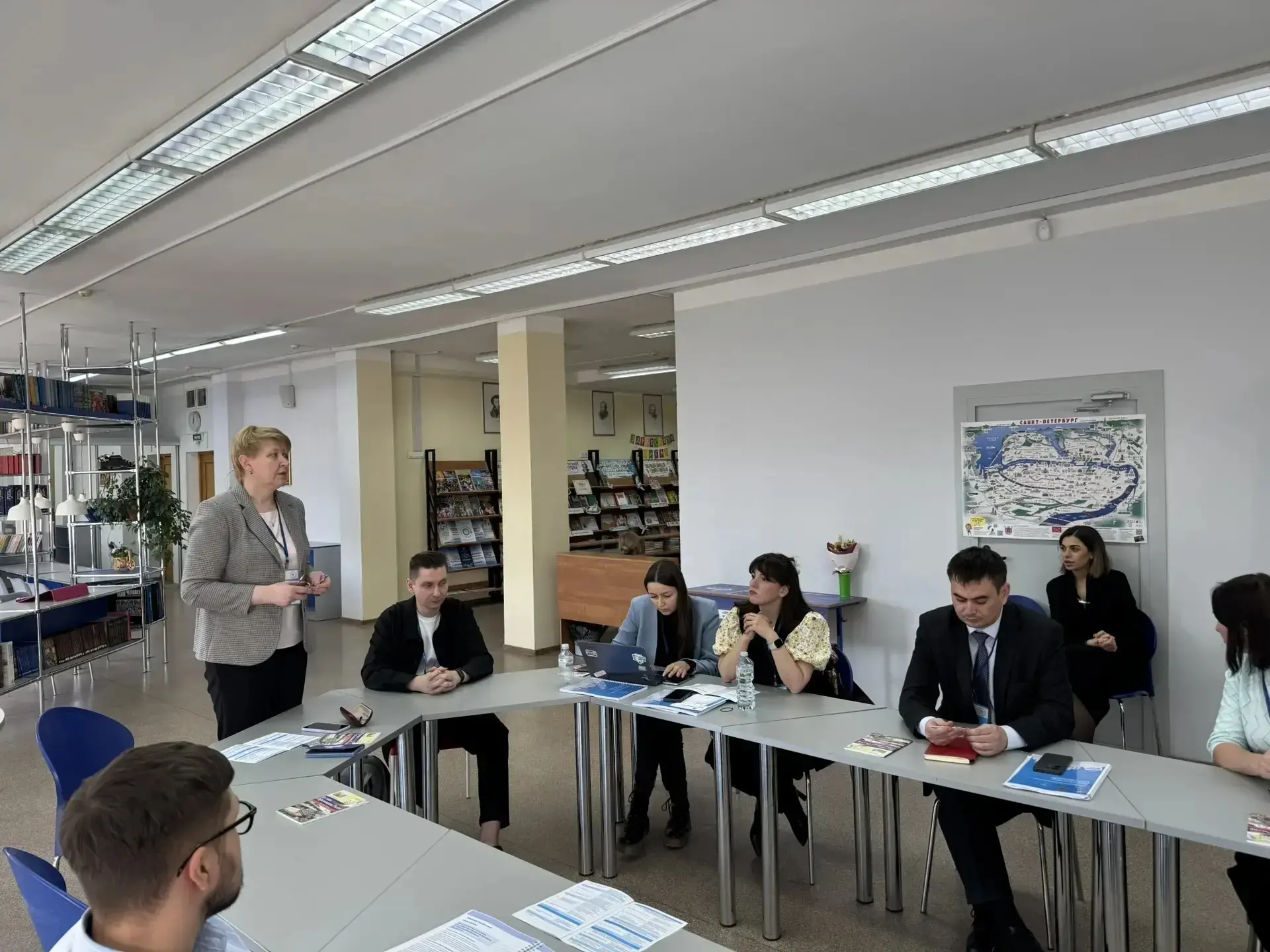 🧩 Школа как комплекс: слушатели программы Просвета знакомятся с опытом передовых школ Петербурга  Вт