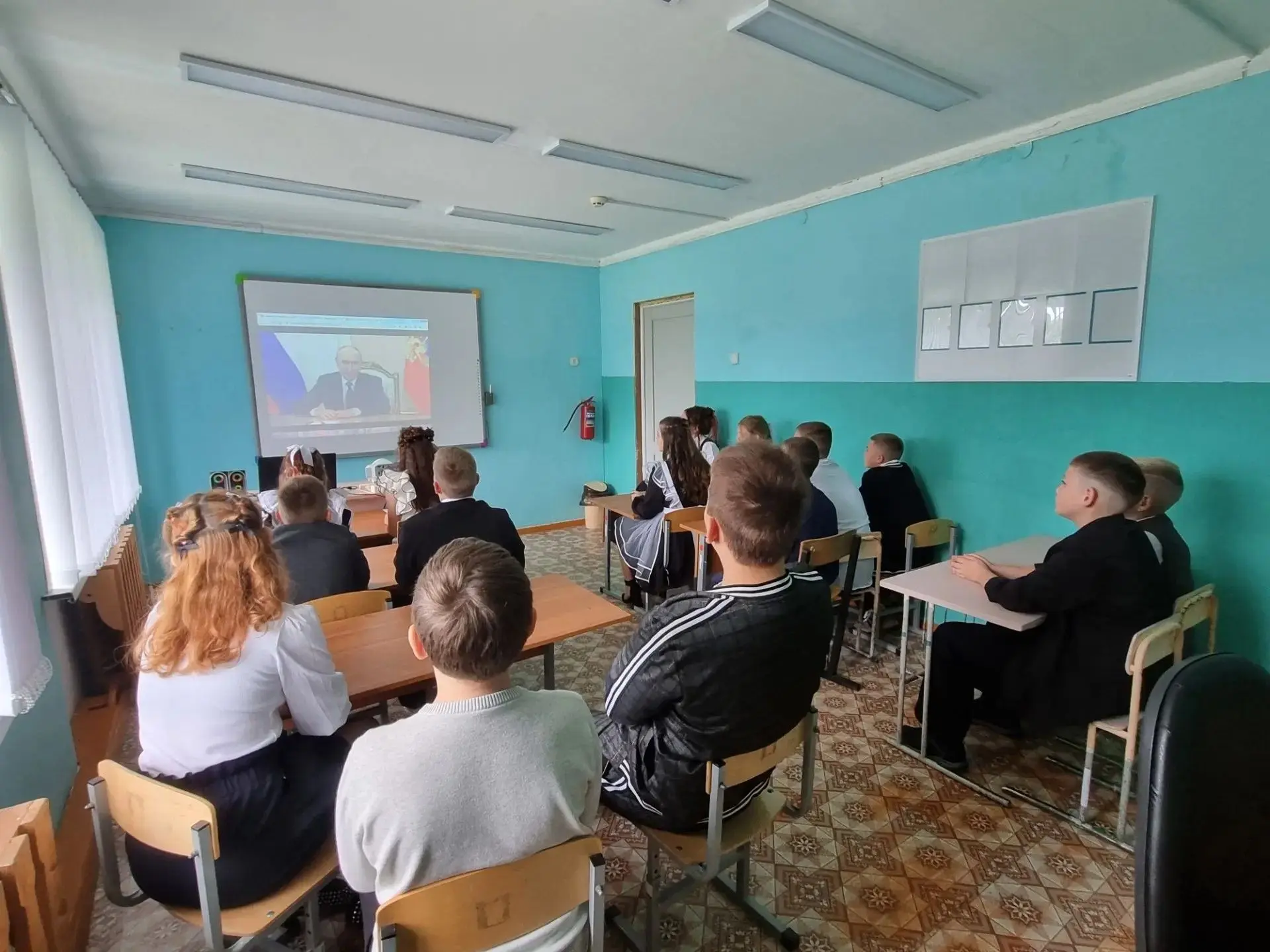 1 сентября в нашей школе прошли первые в новом учебном году занятия цикла «Разговоры о ...