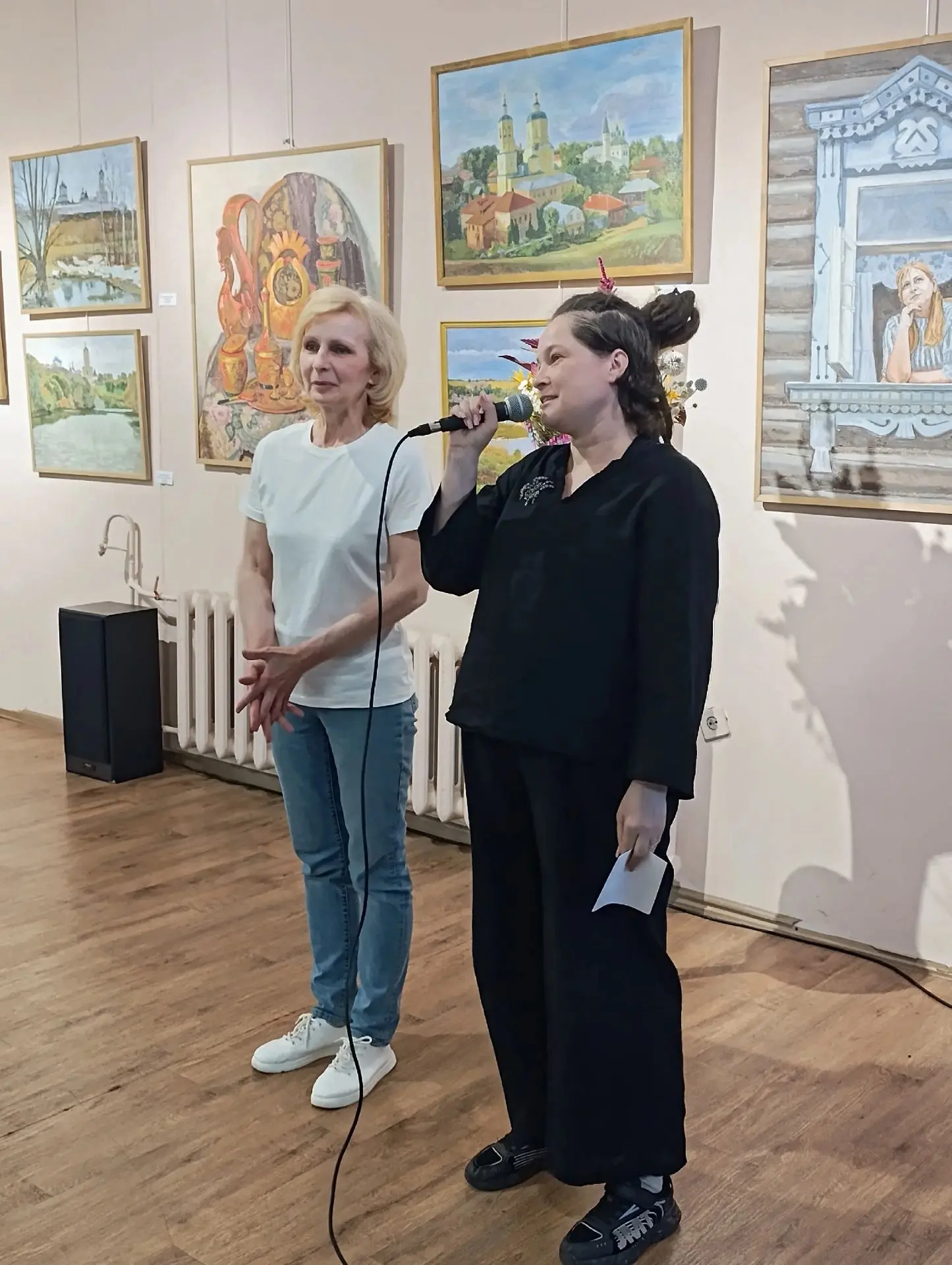 🎉 Открытие выставки «Грани творчества» Натальи Давыдовой — состоялось в первый день ав...