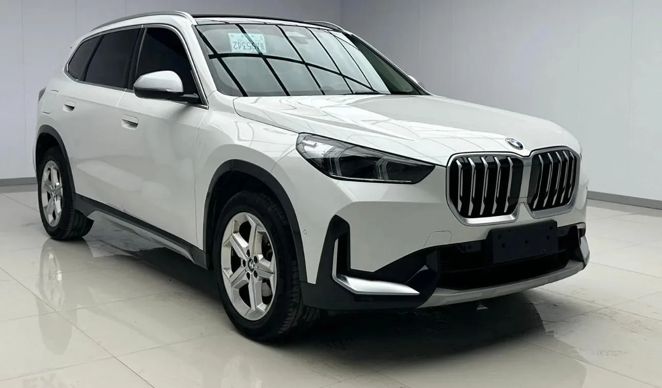 Приобретен в г. Ижевск BMW X1 sDrive20Li 2023  — это идеальный выбор для тех, кто ценит...
