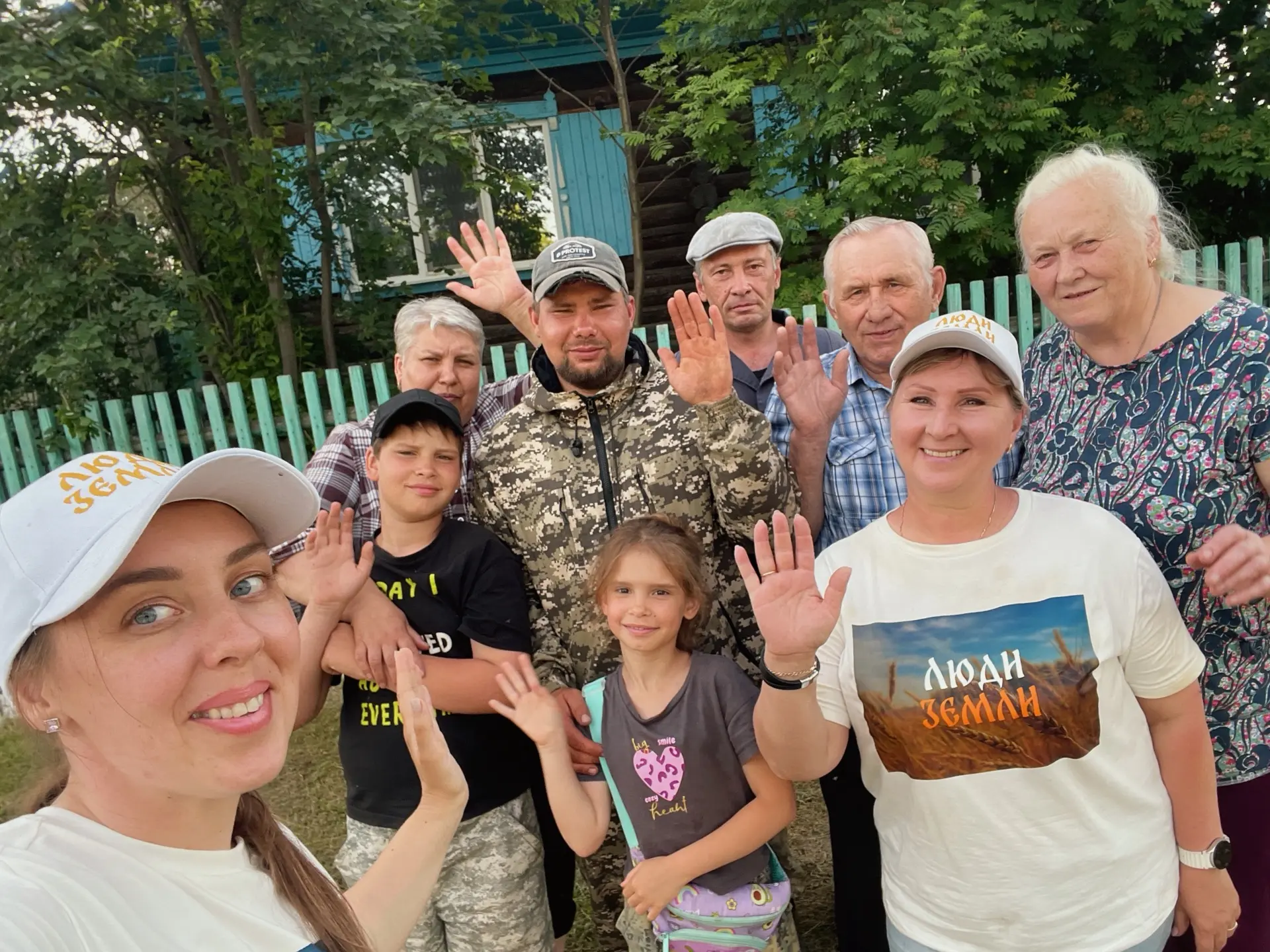 Мы снова обрели новых друзей! Герой нашего следующего выпуска Никита Вардугин и его бол...