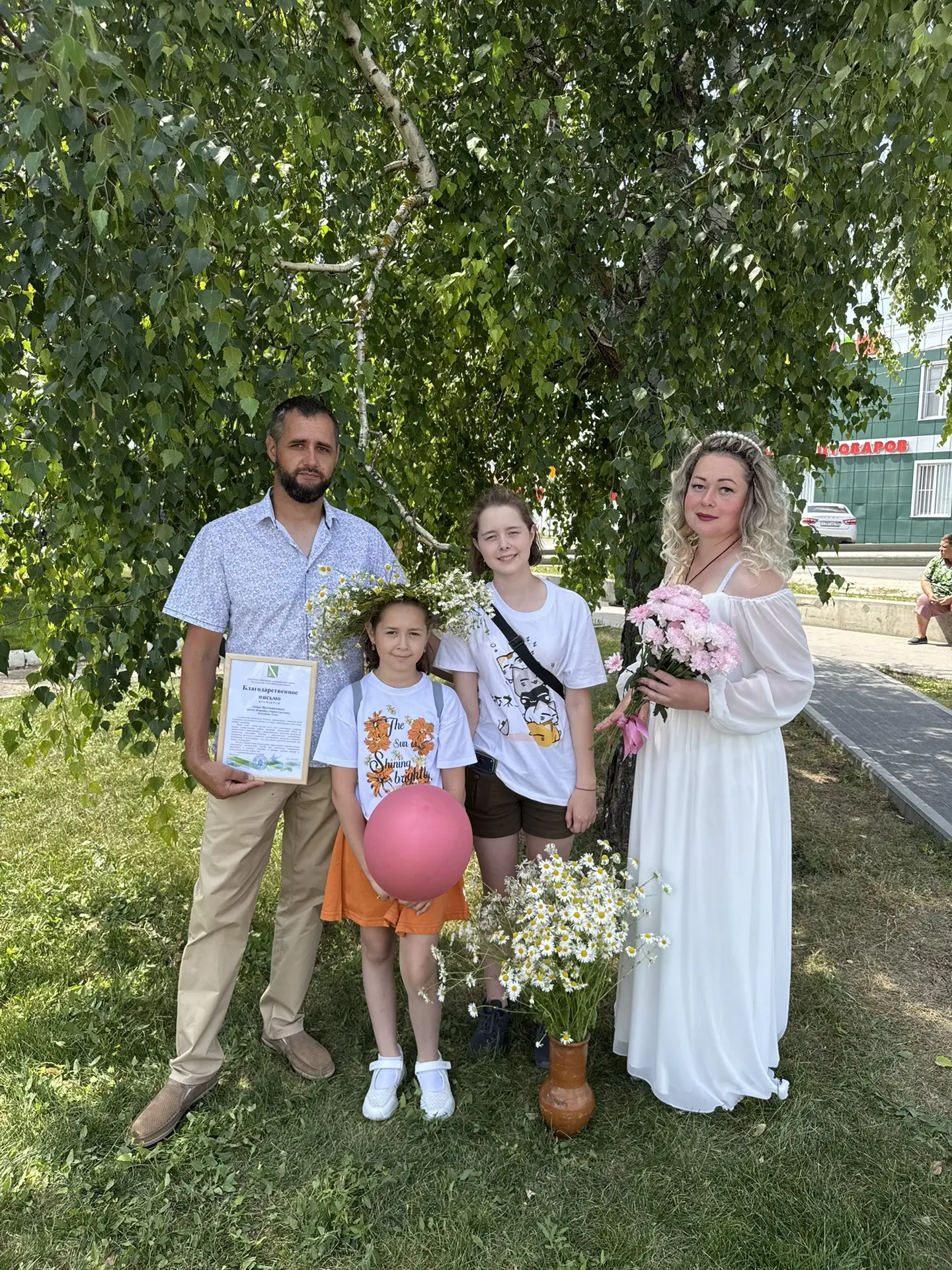 8 июля в Бессоновском районе ярко и тепло отметили День семьи, любви и верности!