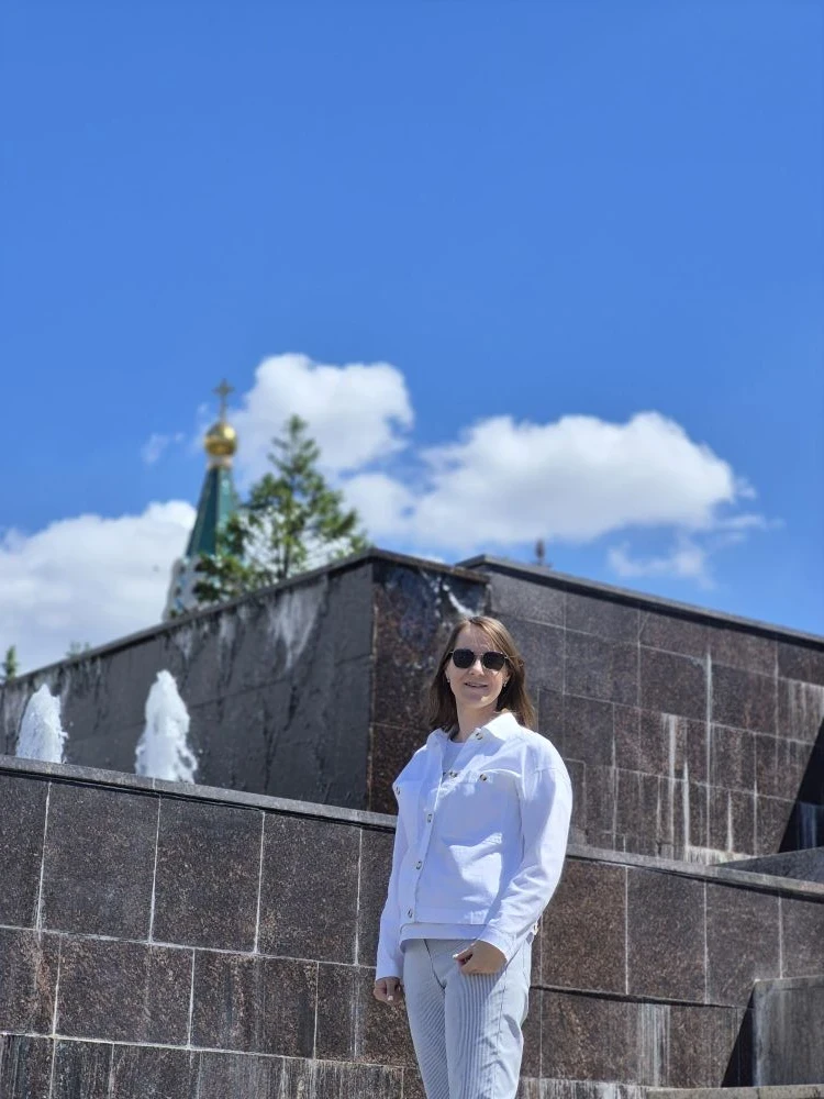 Компания, торгующая саженцами в весенний и осенний период, привлекает к работе большое ...