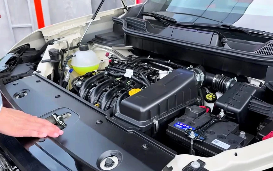 Lada Vesta и Lada Iskra получат новые моторы, продажи таких машин стартуют до конца 202...