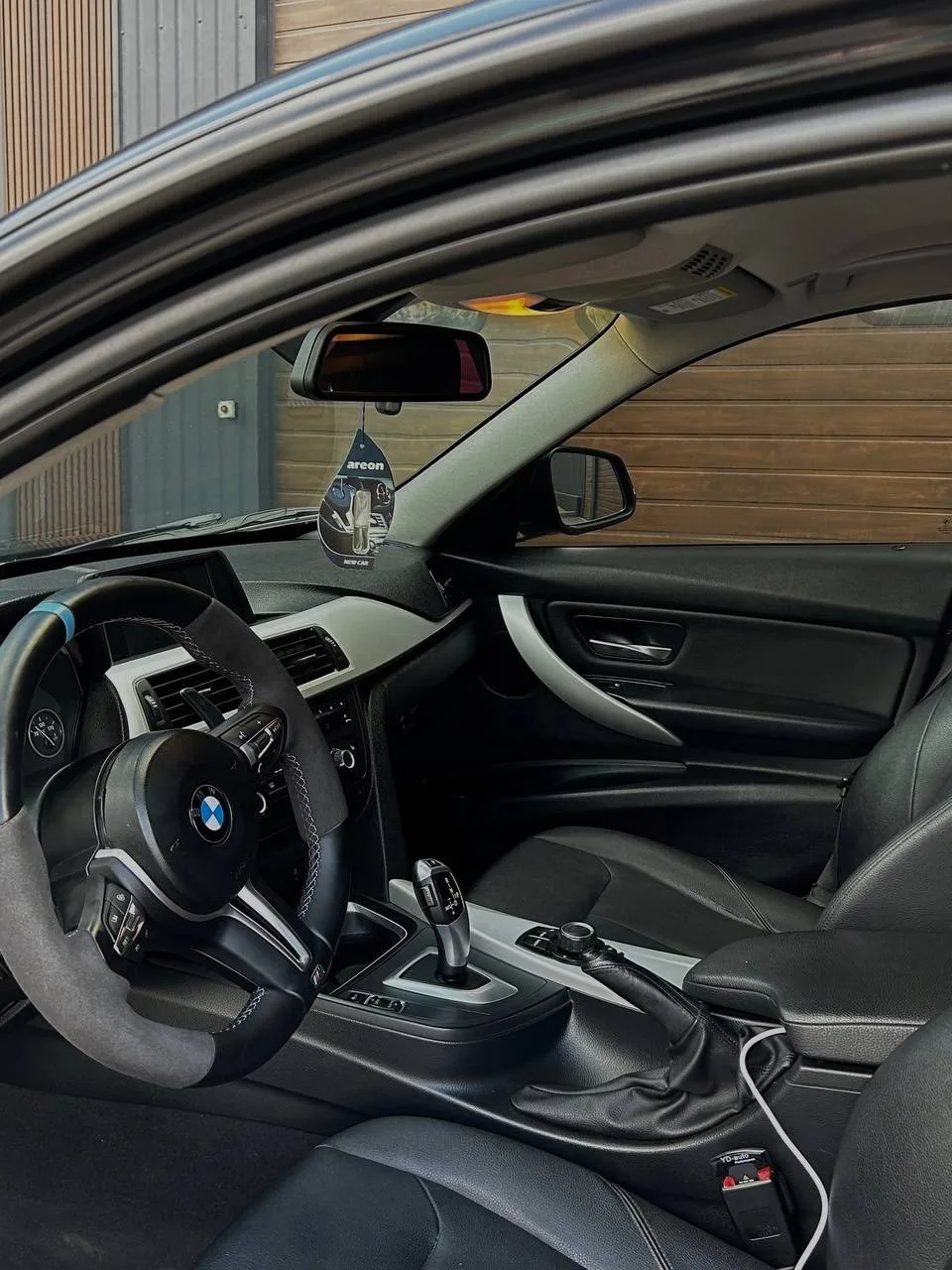 Продам BMW 3 серии 2013 г