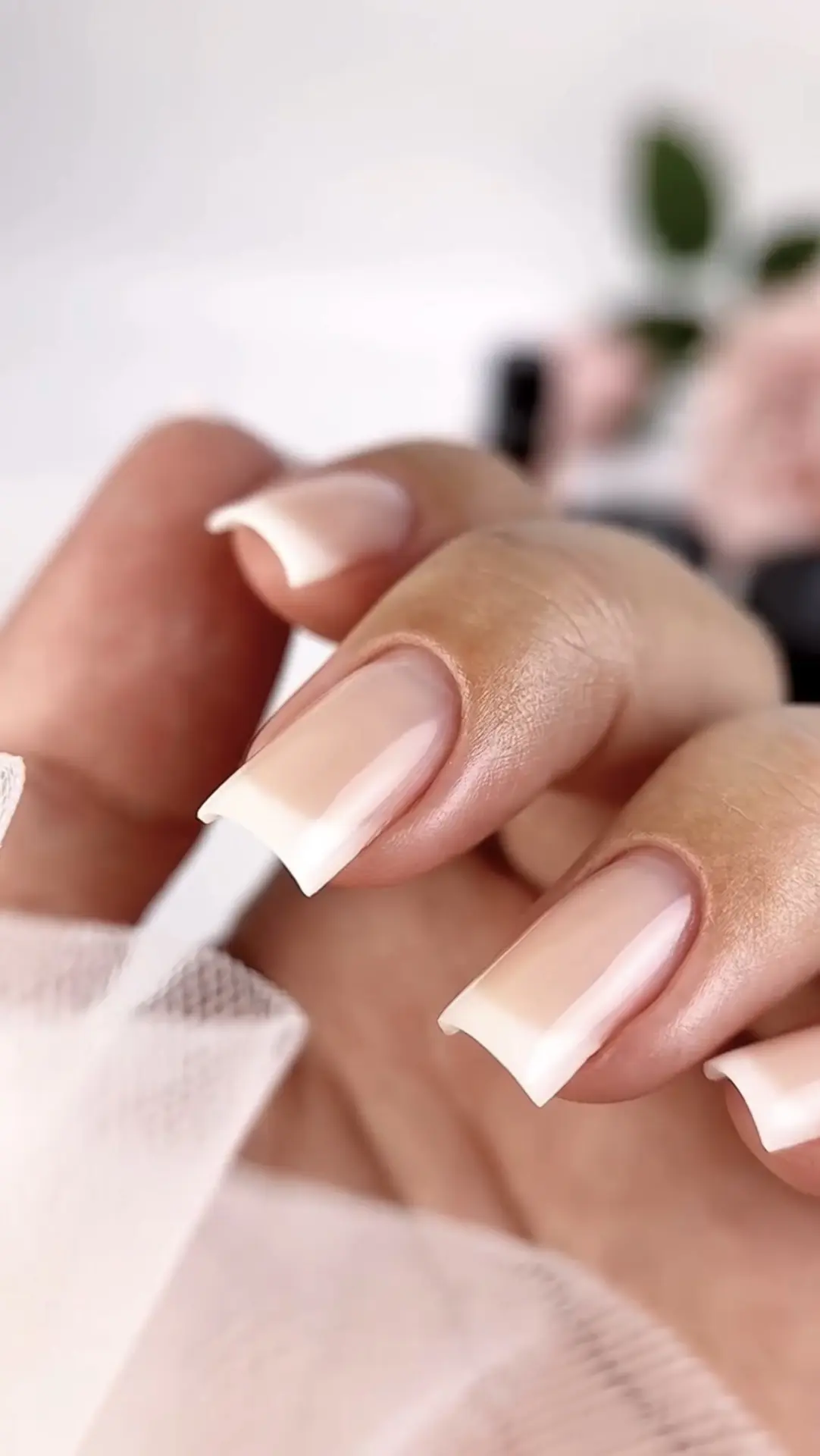 Укрепление сразу с френчем - как сделать? Смотри в видео, показали по шагам 💅🏻