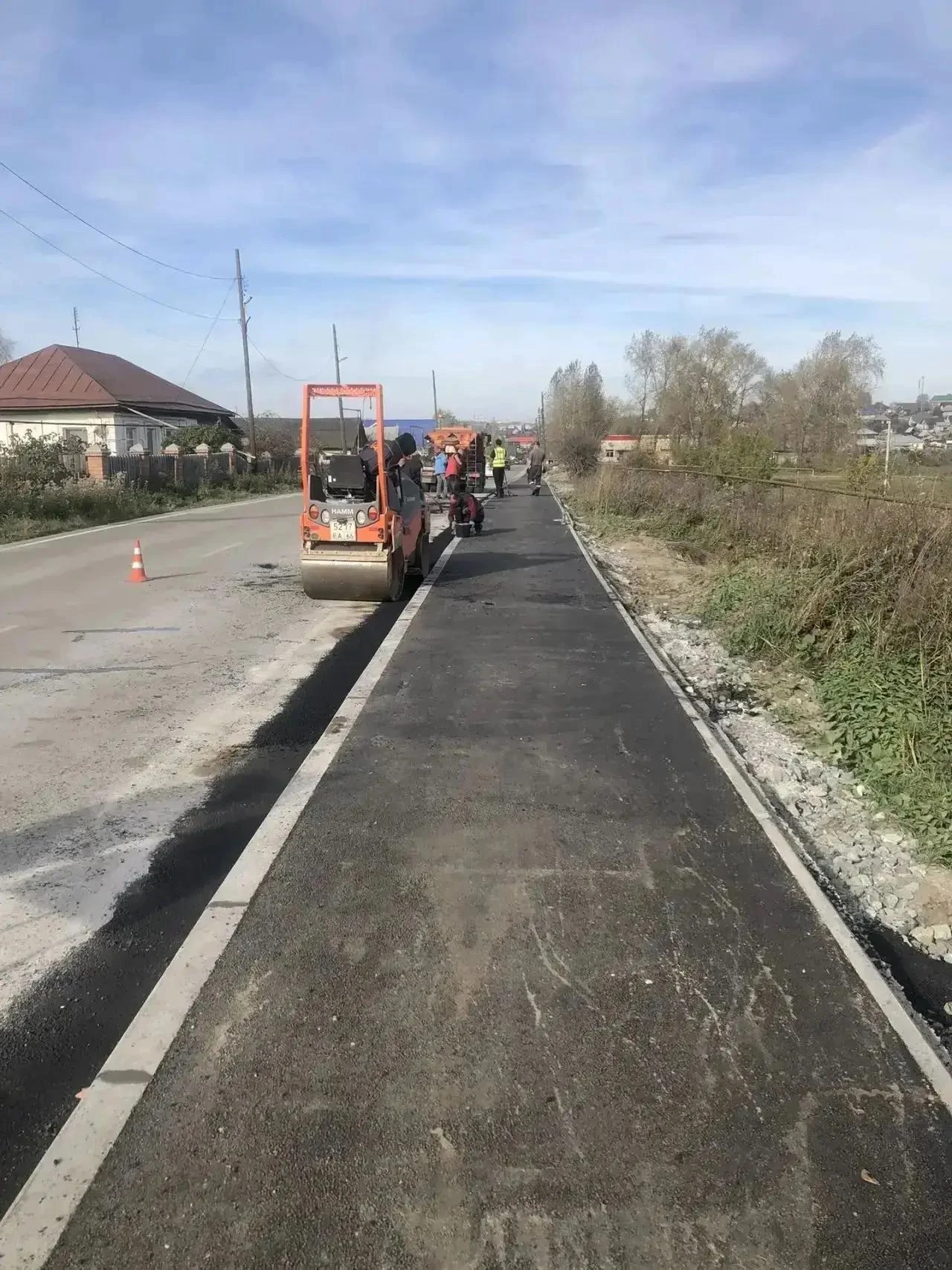 В Верхней Салде завершили строительство тротуаров на Малом Мысу