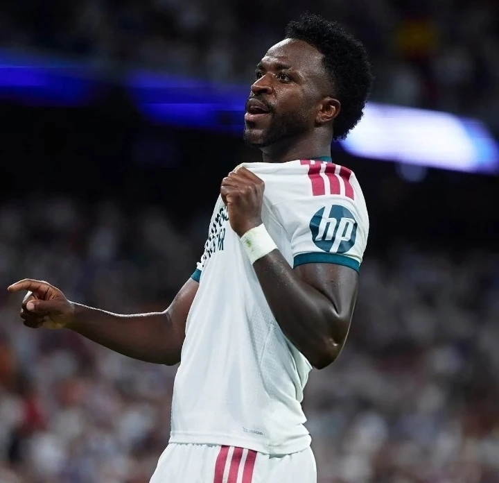 🇪🇸 The Athletic: У Винисиуса не было проблем из-за возвращения Моуринью в «Реал», нес...