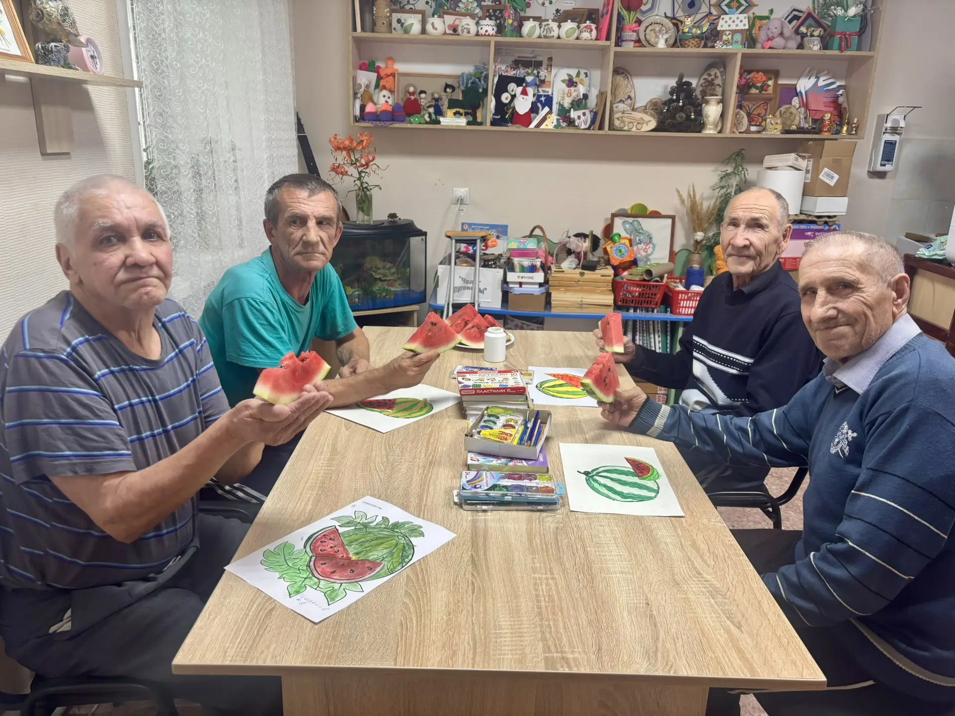🍉Сегодня в разных странах мира отмечают вкусный праздник -День арбуза. На занятии по а...