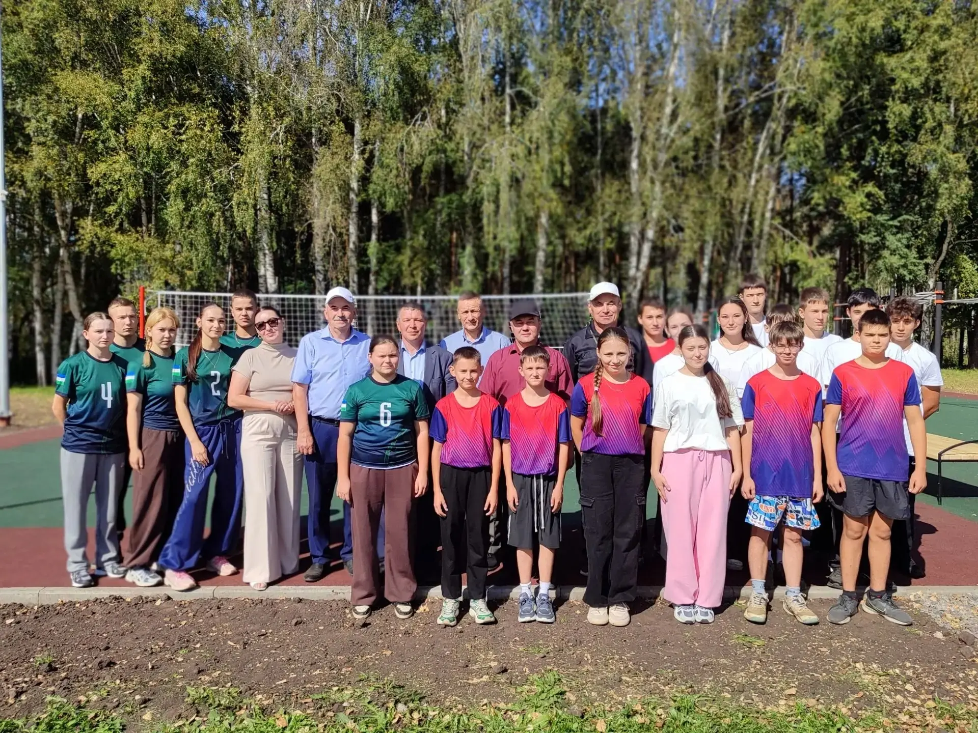 🏐🥅⛹️⛹️‍♀️У жителей села Старокуручево теперь есть своя спортивная площадка: