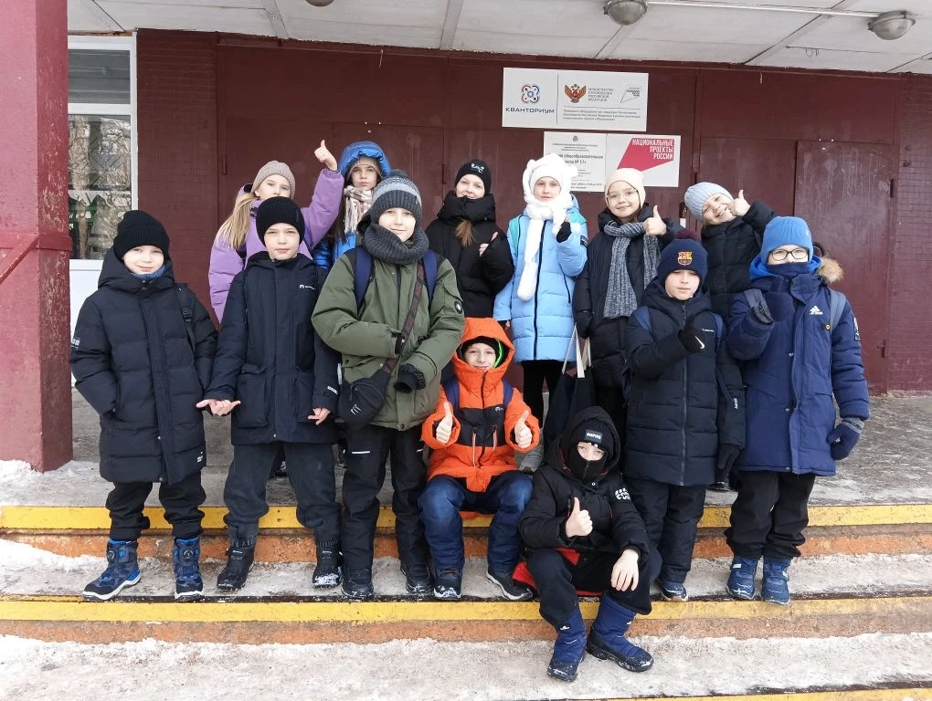 🎉 13 февраля, в пятницу, ученики 3 класса приняли участие в Президентских соревнованиях! 🎉 Они покор