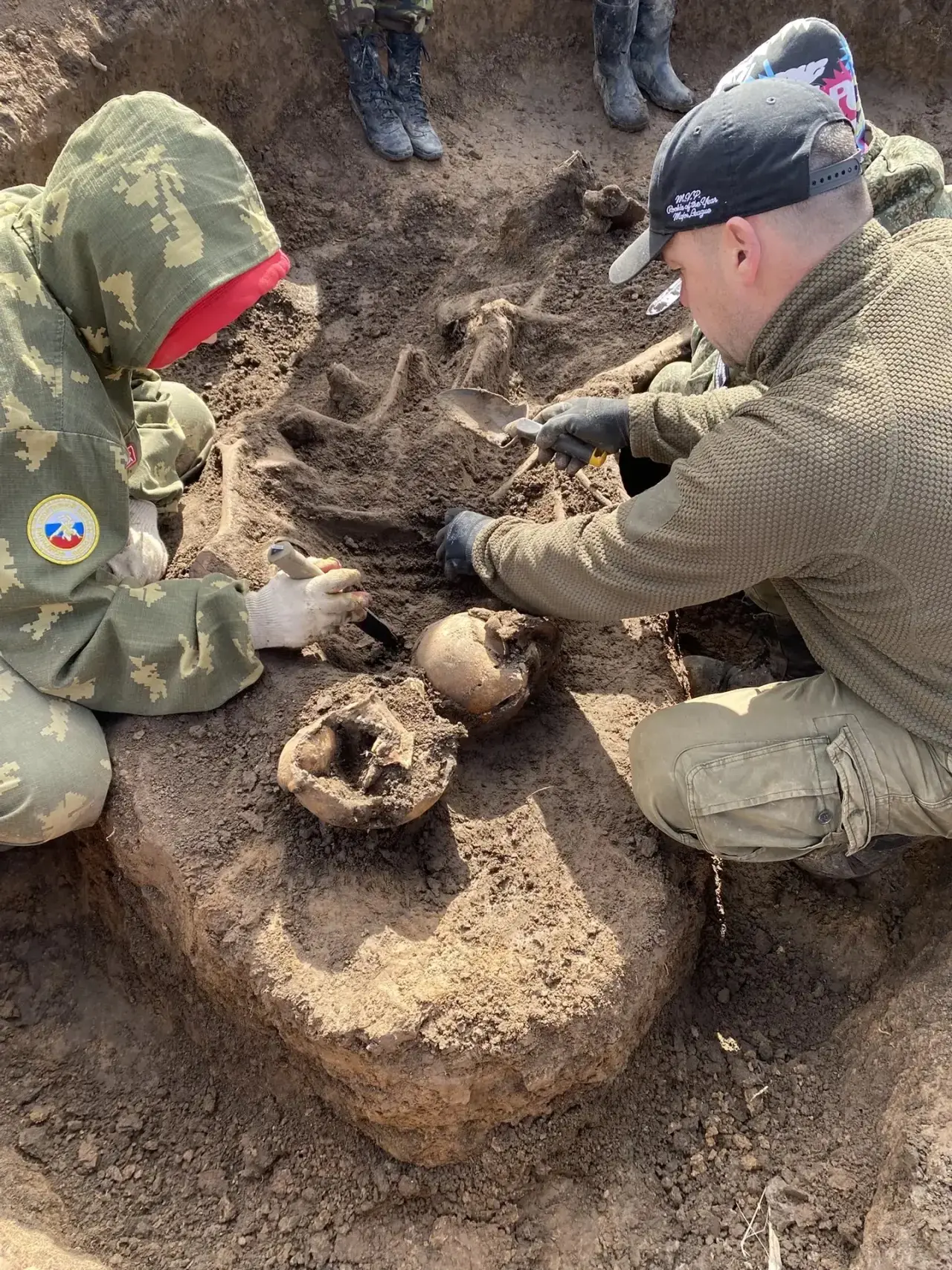 С 26 апреля по 9 мая  поисковый отряд ВПК « Соболь»  МАОУ « Бичурская ДЮСШ» в составе З...