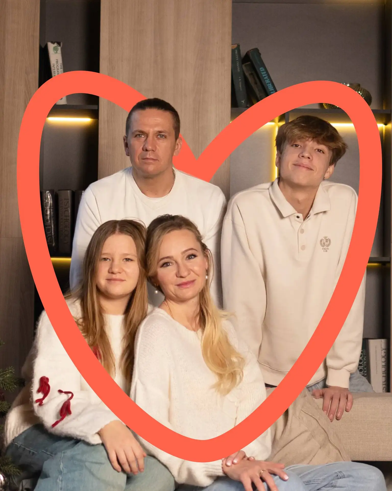 Мы повторяем сценарии своих родителей, а наши дети повторяют за нами ❤️