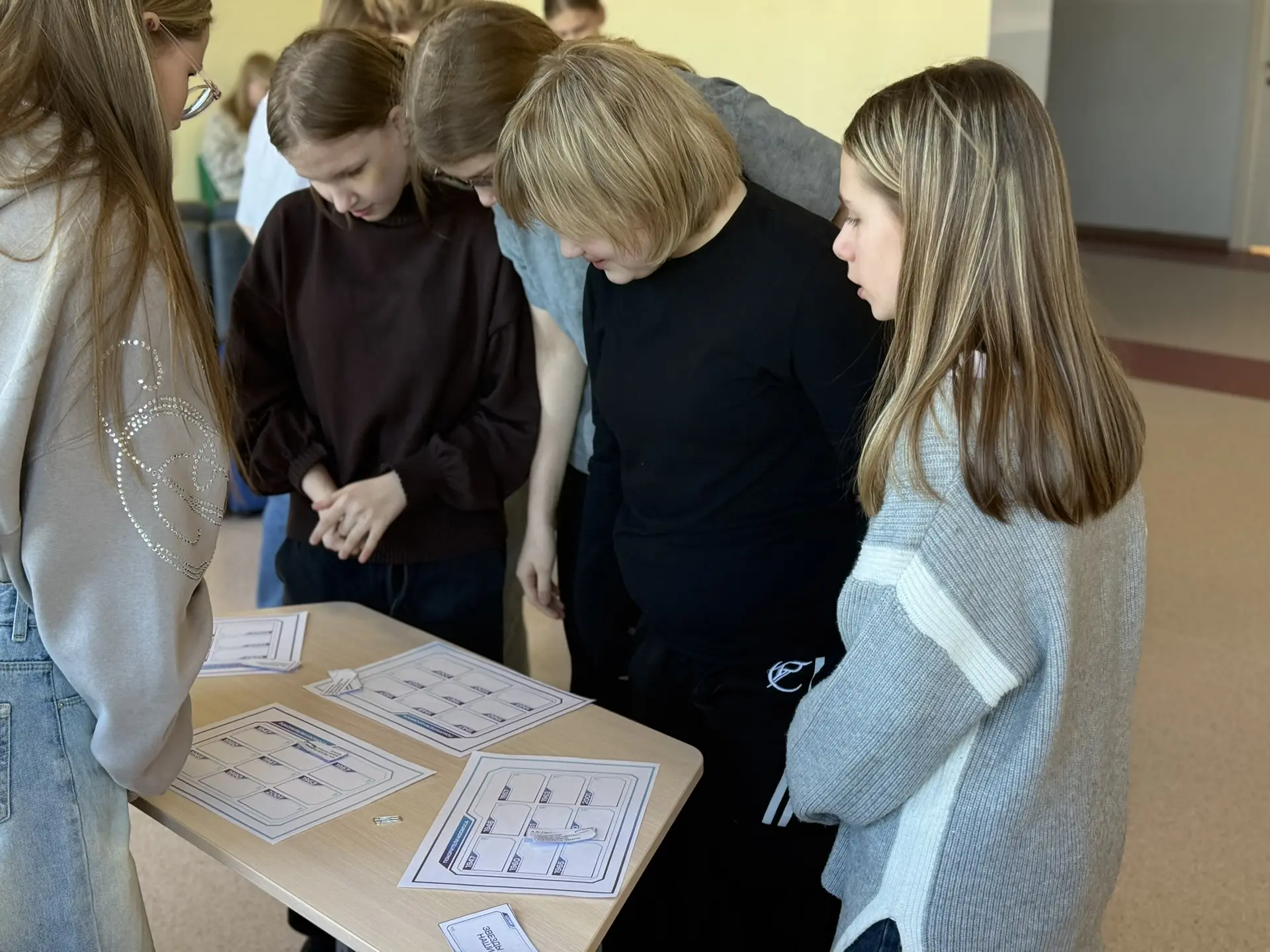 «Первыми в космосе были Гагарин и Титов, а первыми к звездам отправились наши ученики!» 🌟    Ребята 