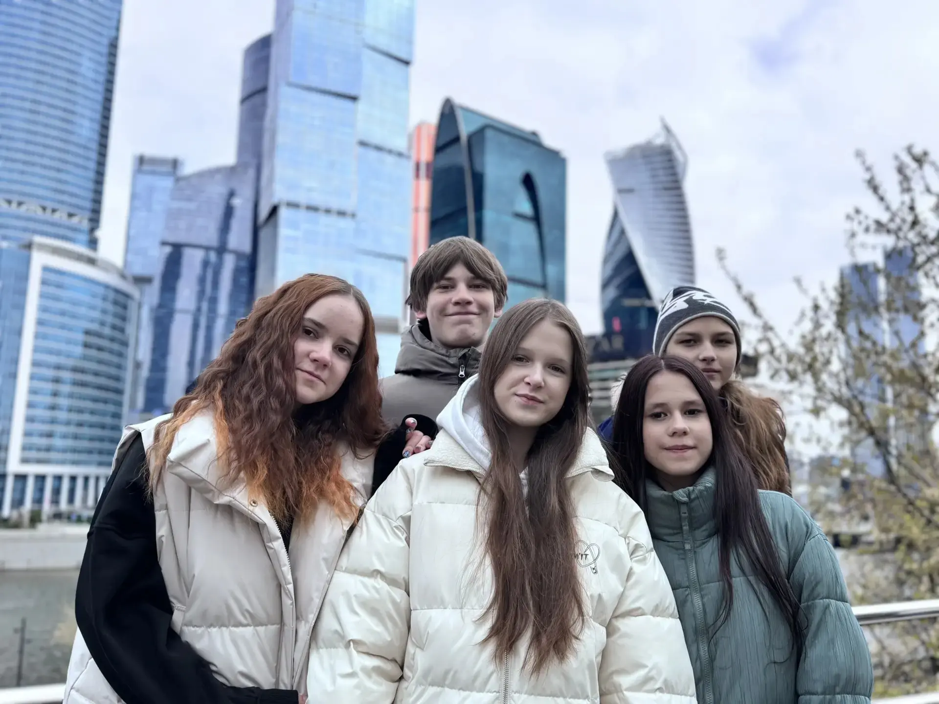 🌟Ученики 7А, 7Б, 5Б и 9А классов побывали в Москве!  Ребята познакомились с культурно-историческим н