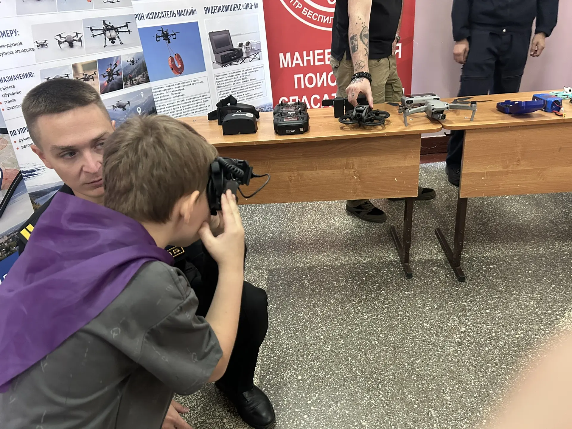 Сегодня у нас в гостях была Всероссийская Общественная организация Службы Спасения на воде. Ребятам 