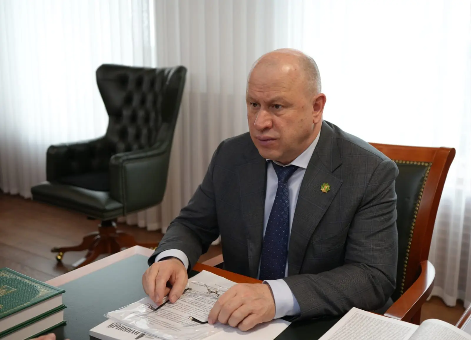 Ассаламу Алайкум!  Сегодня Руководитель Администрации Главы и Правительства ЧР Галас Таймасханов про