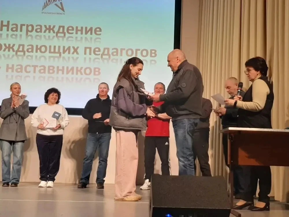 🇷🇺 Учебные сборы: миссия выполнена!  💥 Ура, ПЯТНИЦА! А это значит, что наши десятиклассники, прошедш