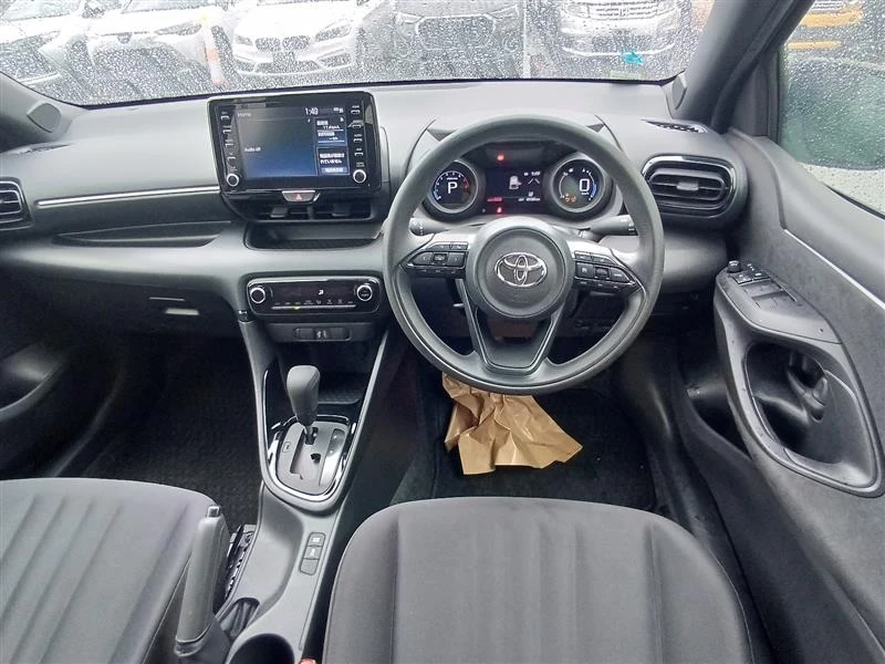 🇯🇵Получили фотоотчёт о прибытии на ярд Toyota Yaris, купленного для нашего клиента   ➤1.5л, бензин, 