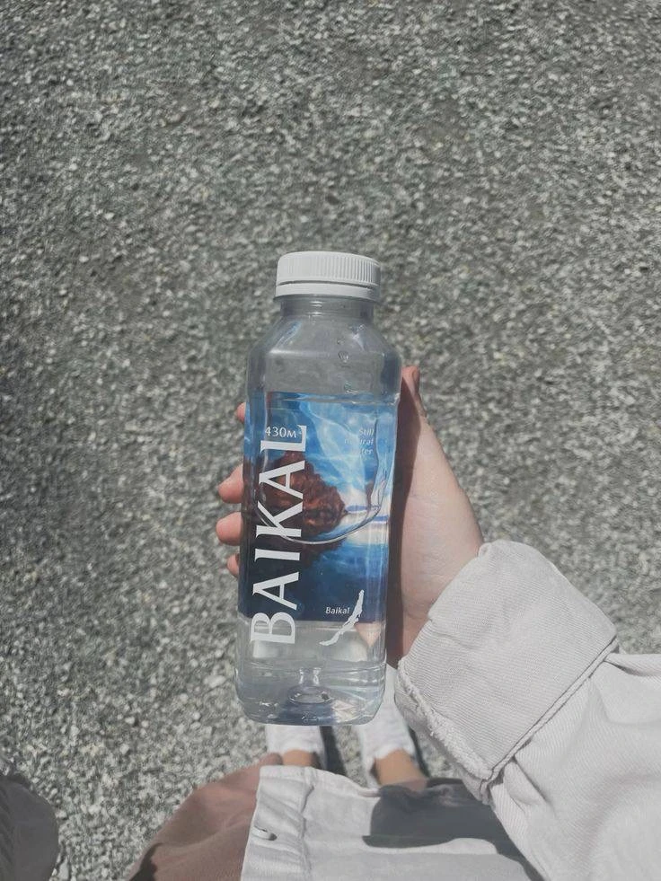Если ты пьешь слишком мало воды — можешь ощущать тревогу 💧

Обезвоживание влияет на мозг. Даже лёгк