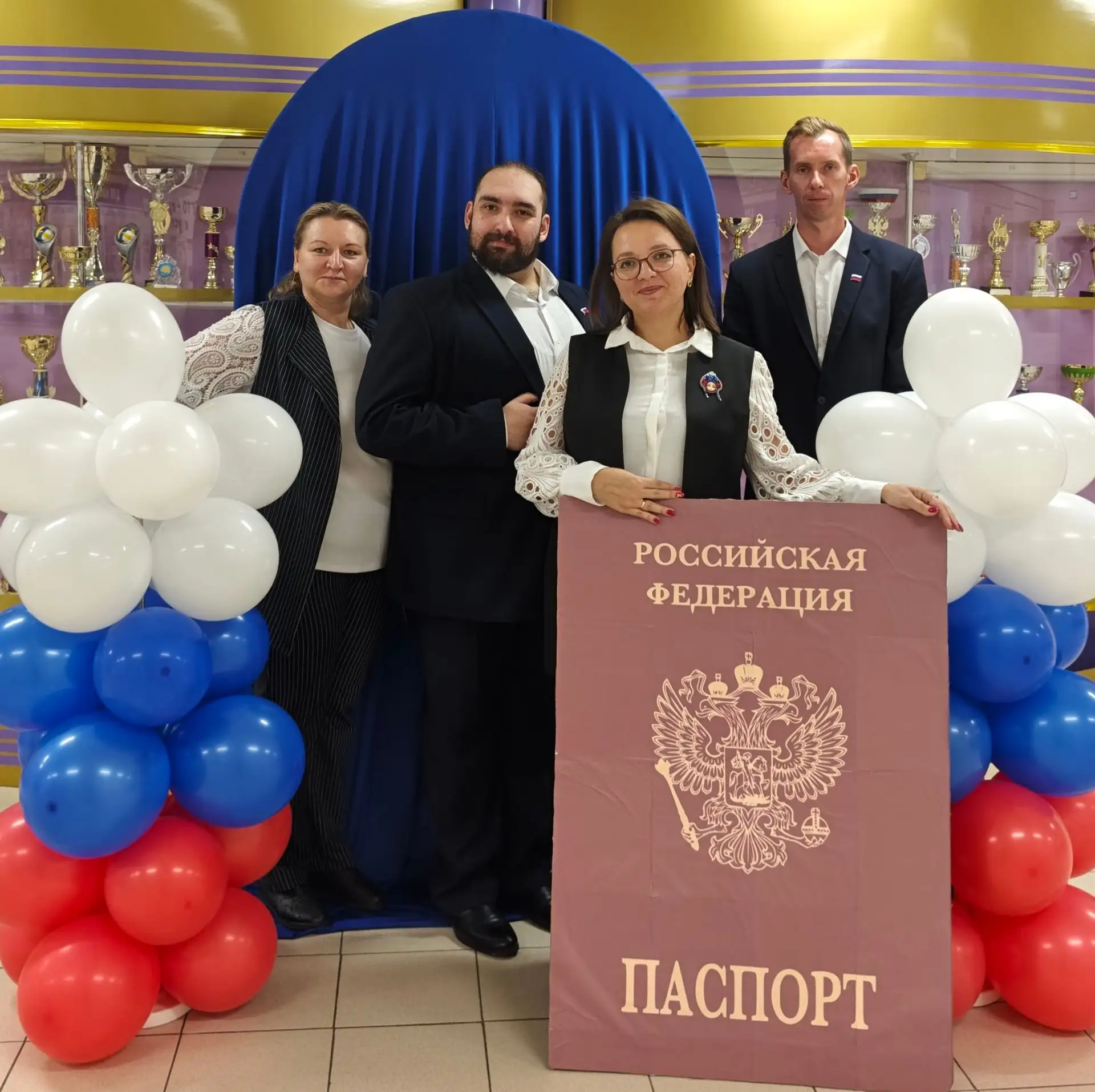 🎯От детства к гражданственности: 12 норильских подростков получили свои первые паспорта