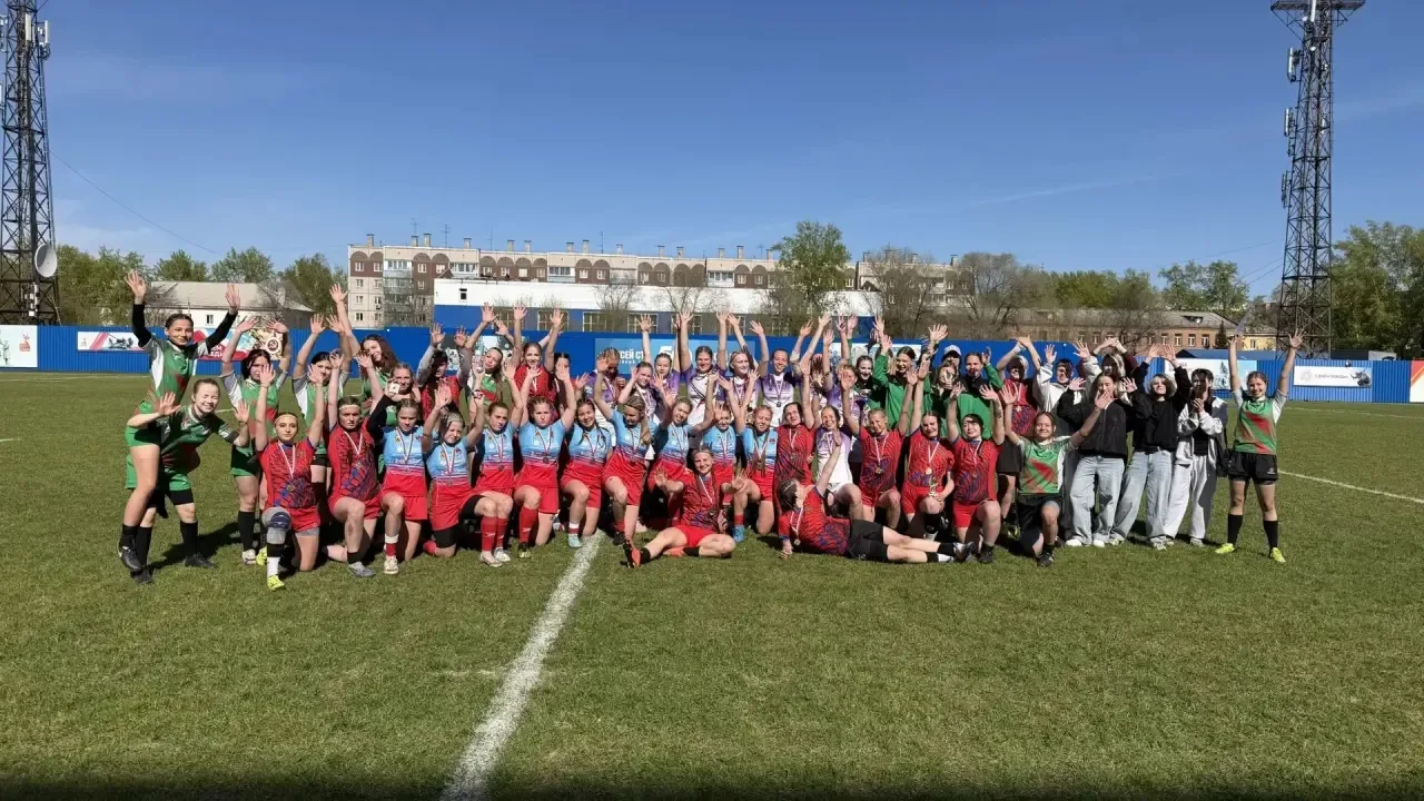 🥉 Бронза Кубка Сибири — у наших девушек!

16 мая Красноярск стал центром притяжения лучших регбийны
