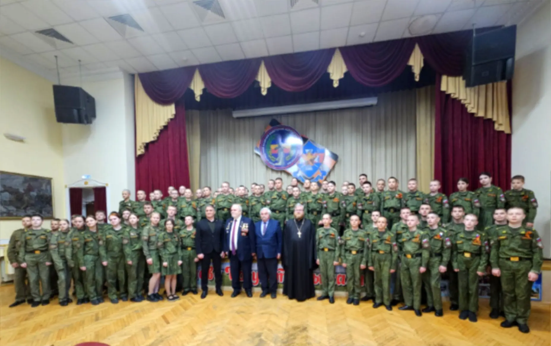 🇷🇺 В Корпусе состоялось по-настоящему грандиозное событие! 🎉

По инициативе митрополита Волгоград