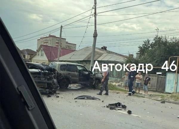 В Курске утром 8 августа произошло страшное ДТП