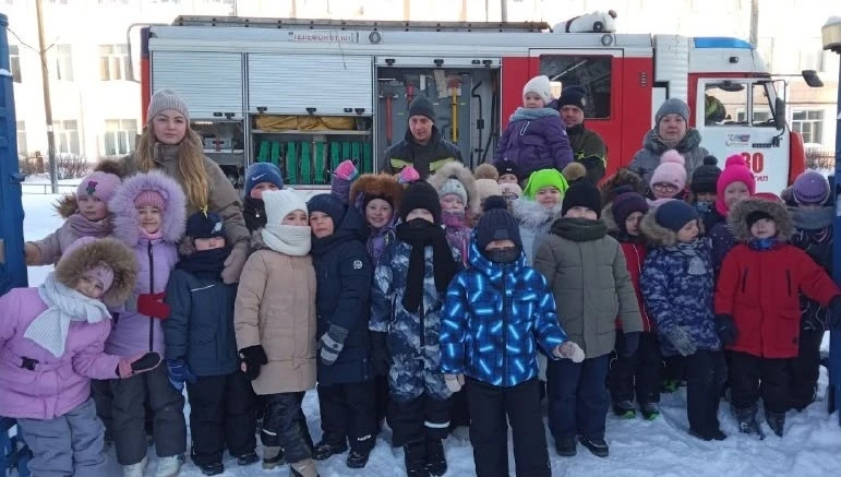 🚒 В детском саду № 77 объединения " Детство"  произошло знаменательное событие – педагоги и воспитан