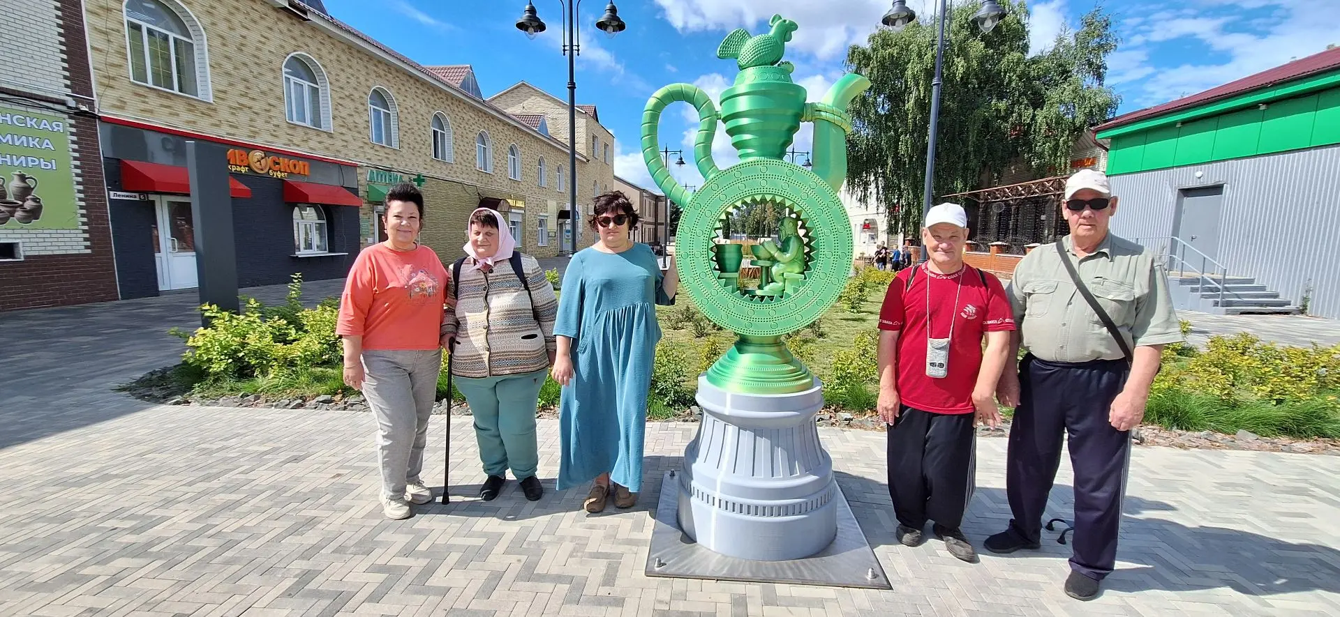 Наслаждаемся последними деньками солнечного лета.
