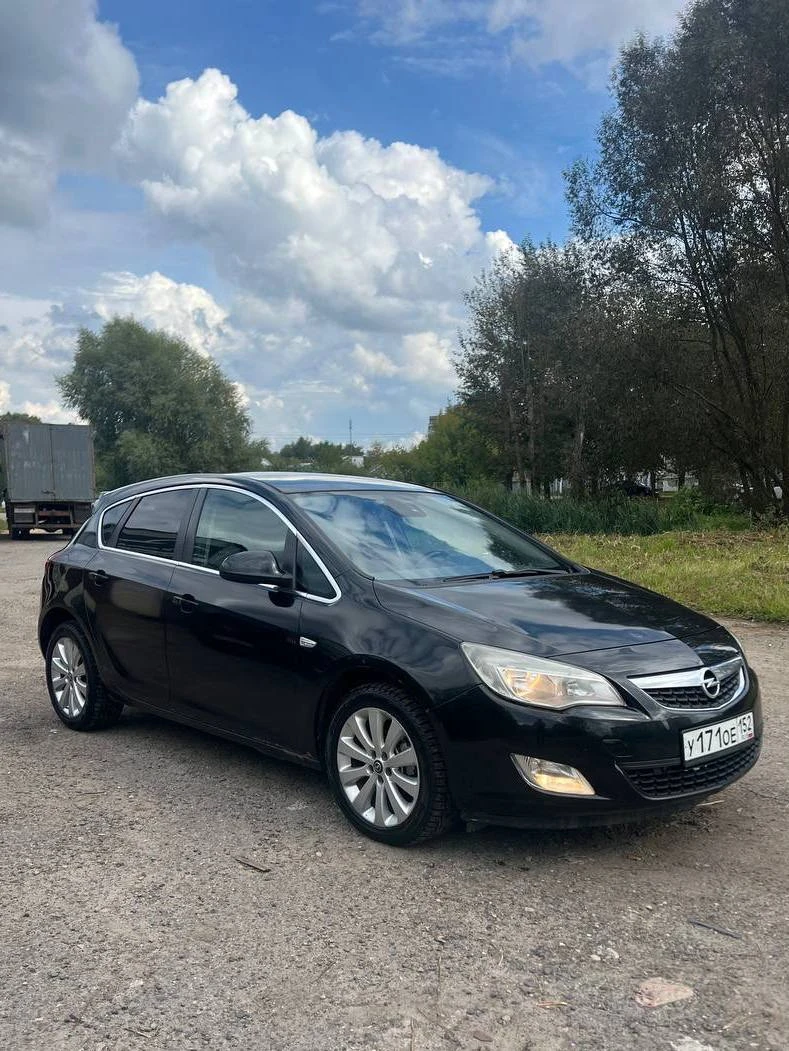 Opel Astra J