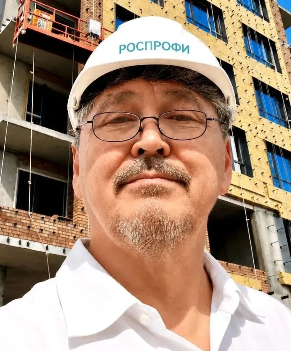 Здравствуйте! Меня зовут Роман.