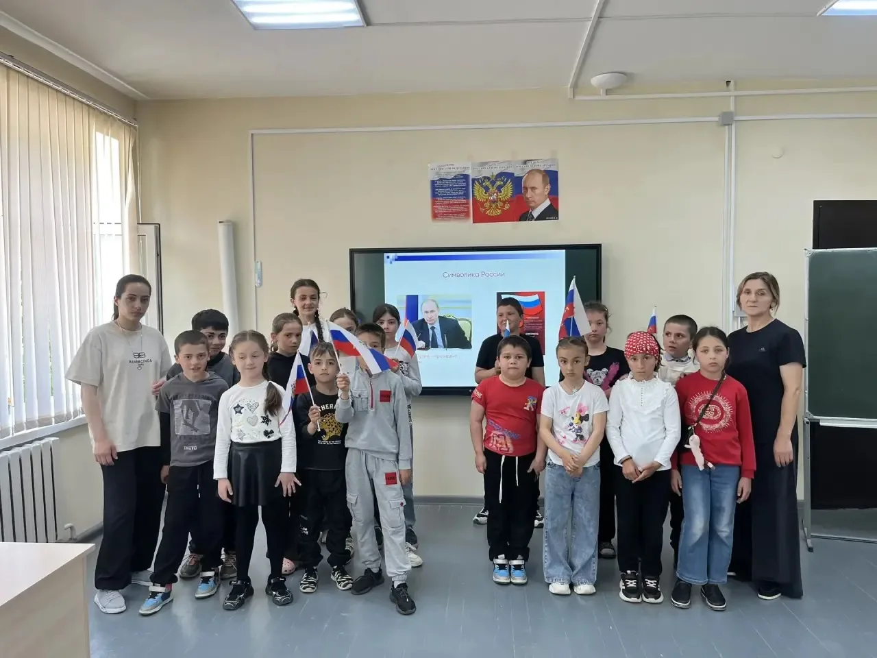 День России в лагере «Соколёнок» 🎉

Сегодня в лагере «Соколёнок» царила особенная атмосфера — мы от