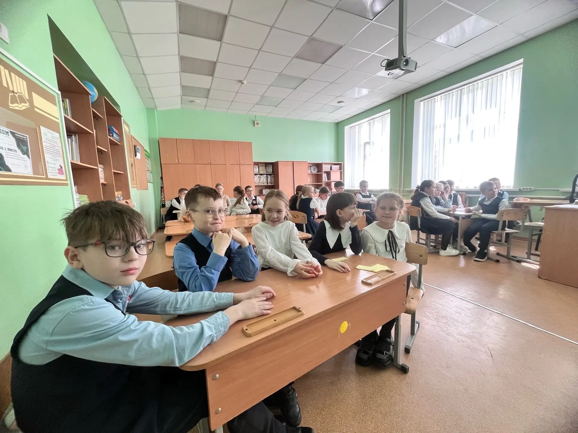 👏🏼Поздравляем победителей интеллектуального турнира среди третьих классов! ☝🏼Приятно видеть такую пл